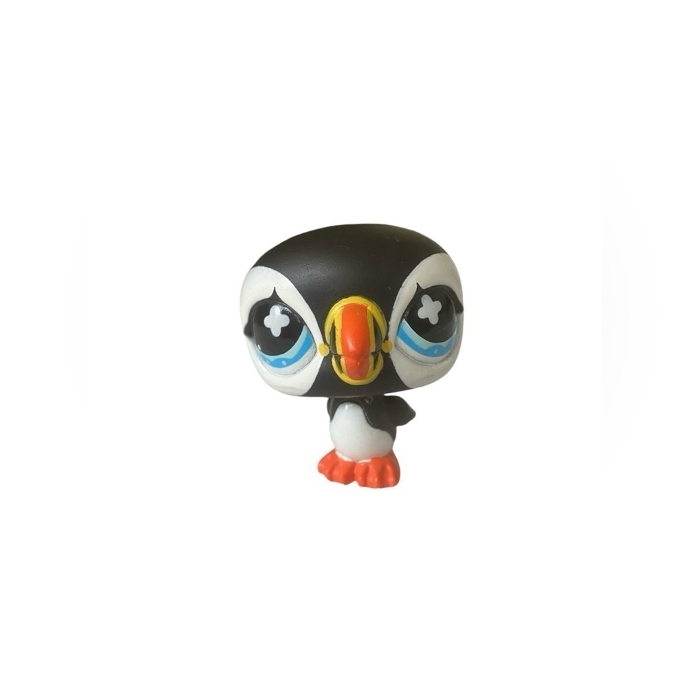 Littlest Pet Shop LPS #654 Puffin Bird Black White Clover Eyes